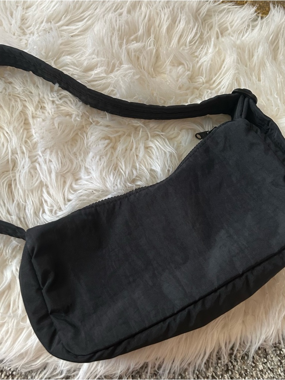 BAGGU Cargo Shoulder Bag - Picture 4 of 4